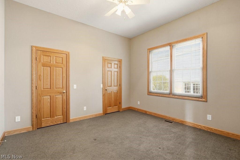 2253 Grimsby Street NW