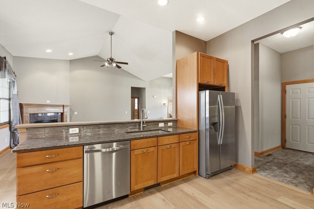 2253 Grimsby Street NW