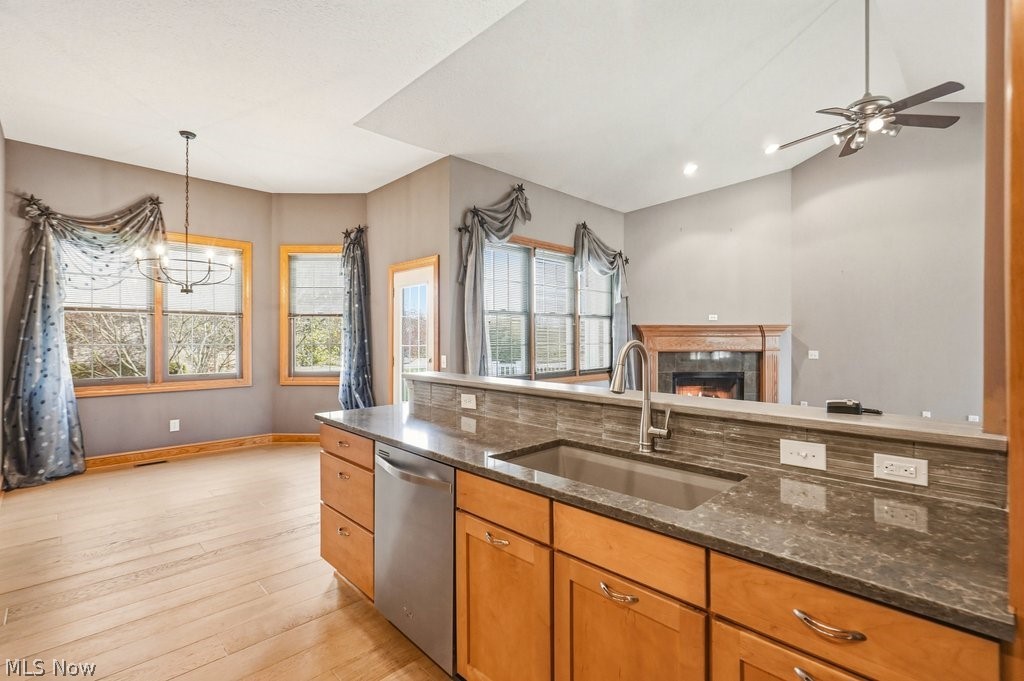 2253 Grimsby Street NW