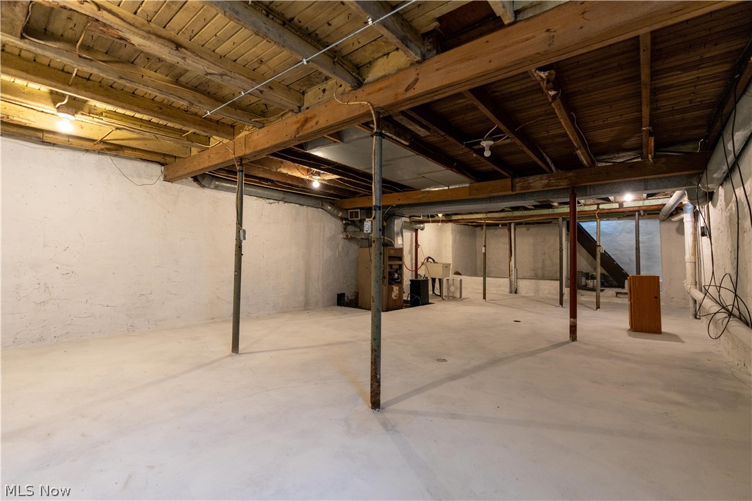 3736 Louise Street