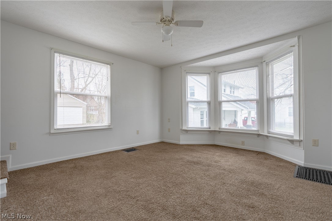 1841 S Freedom Avenue