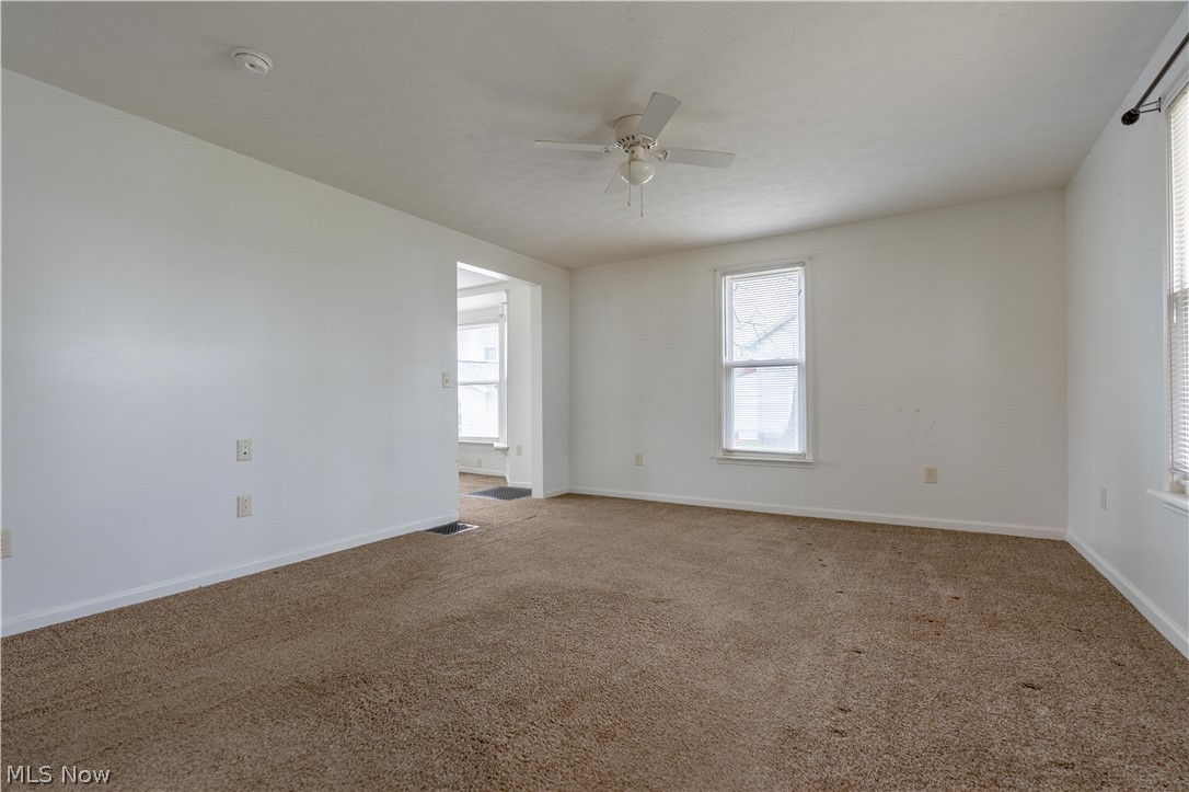 1841 S Freedom Avenue