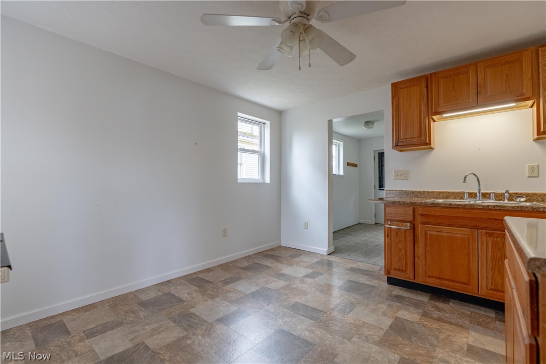 1841 S Freedom Avenue