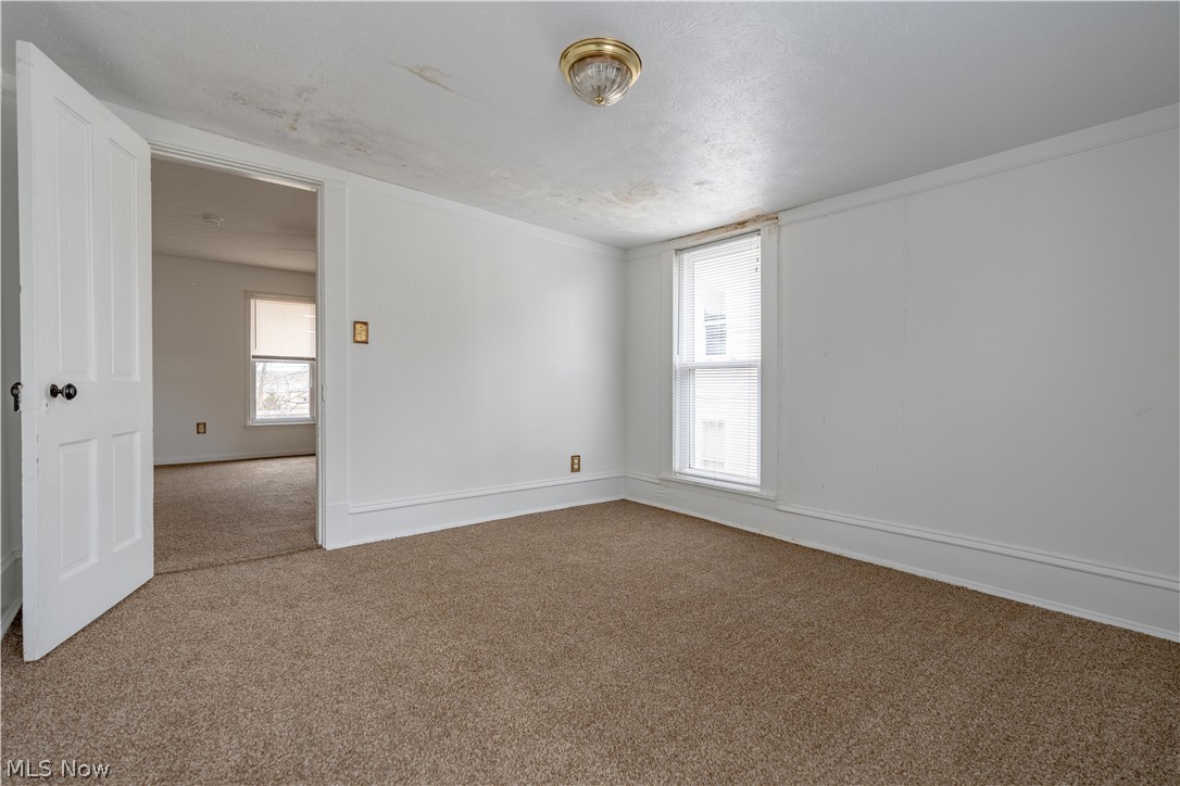 1841 S Freedom Avenue