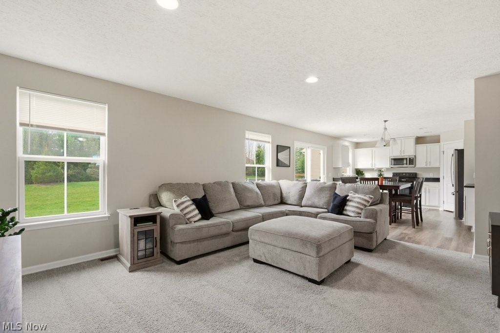 6562 Wisteria Lane