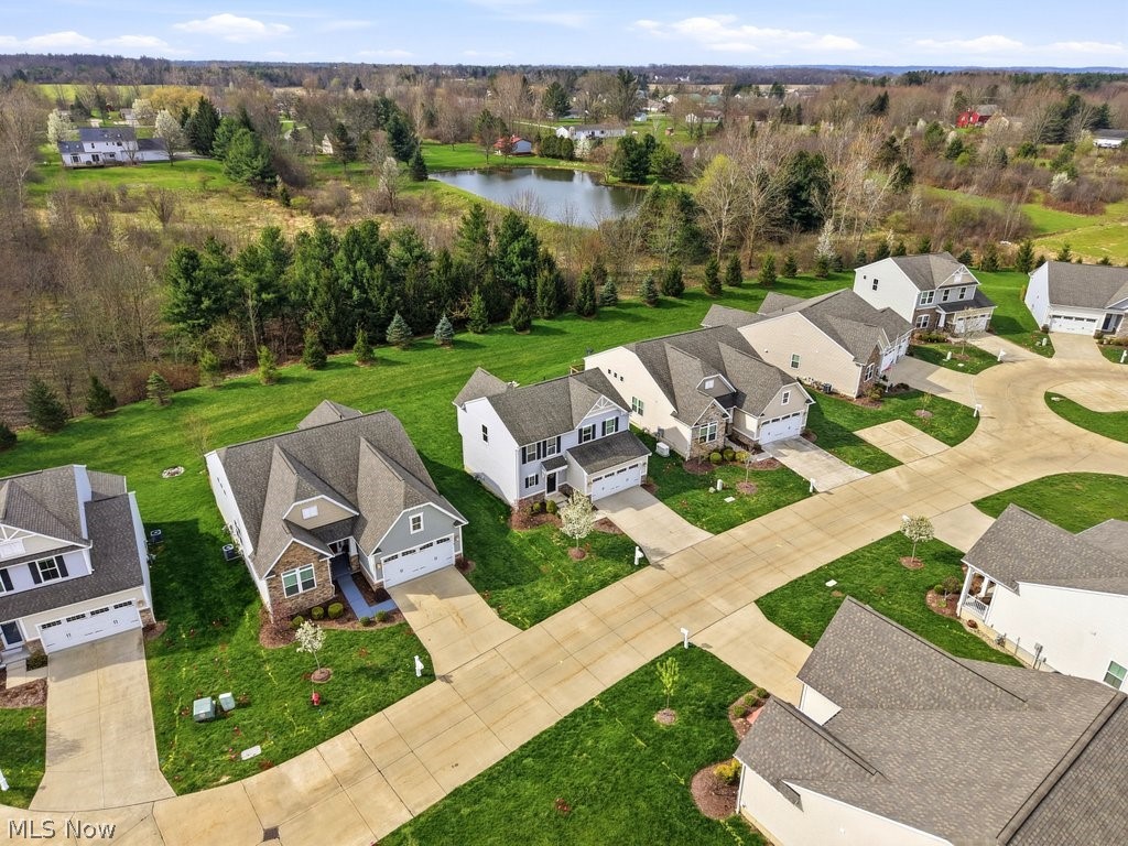 6562 Wisteria Lane