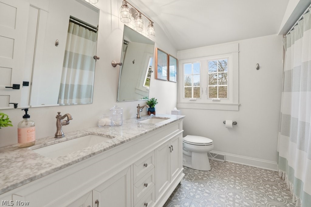 29126 Shaker Boulevard