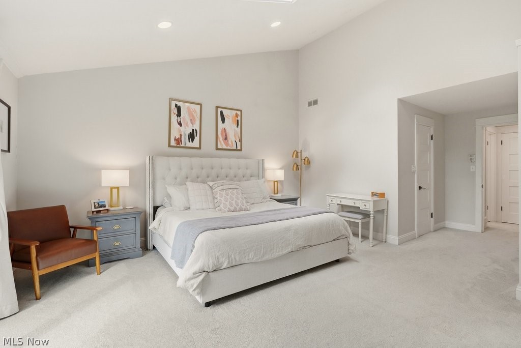 29126 Shaker Boulevard