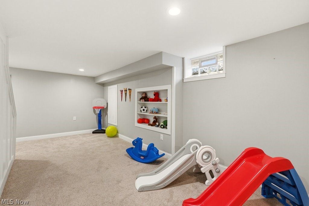 29126 Shaker Boulevard