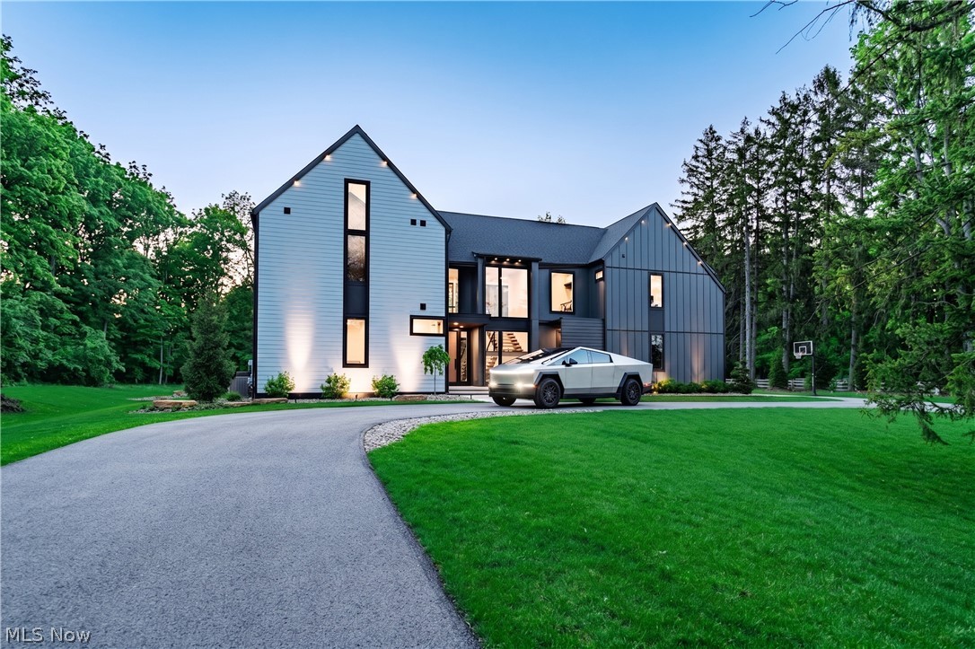 4320 Lander Road