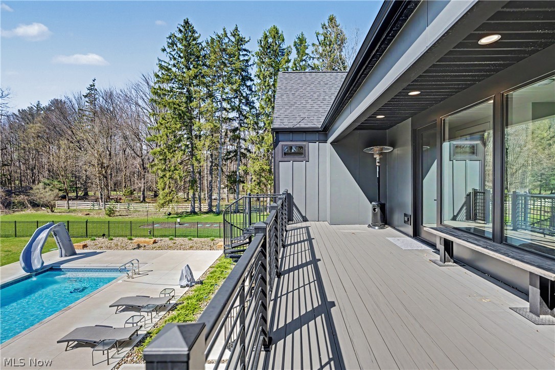 4320 Lander Road