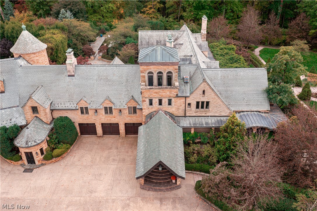 8900 Eagle Road