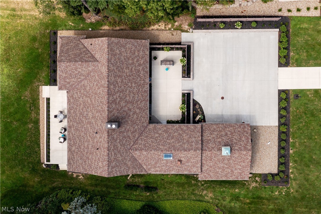 3300 Green Road
