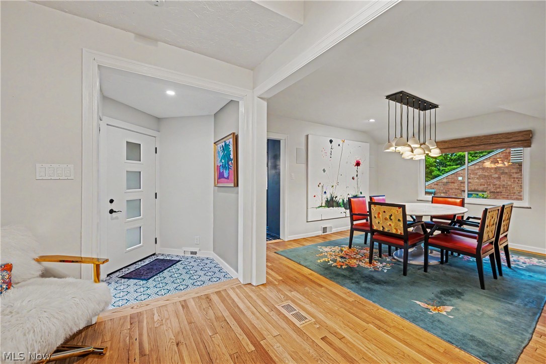 3300 Green Road