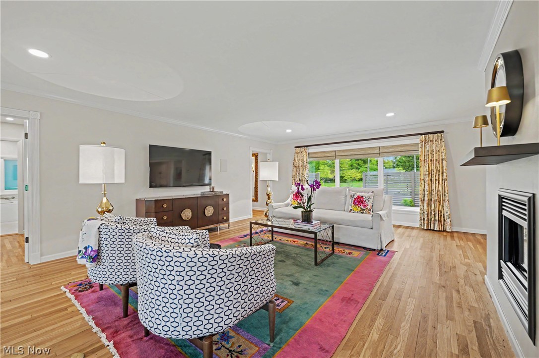 3300 Green Road