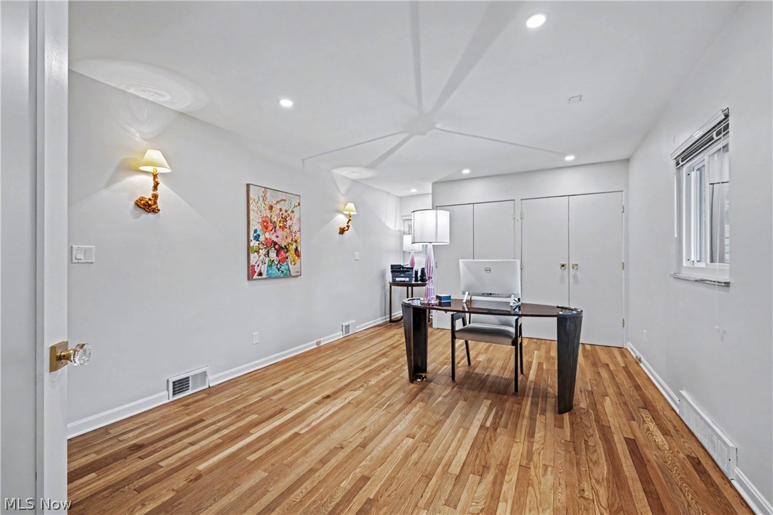 3300 Green Road