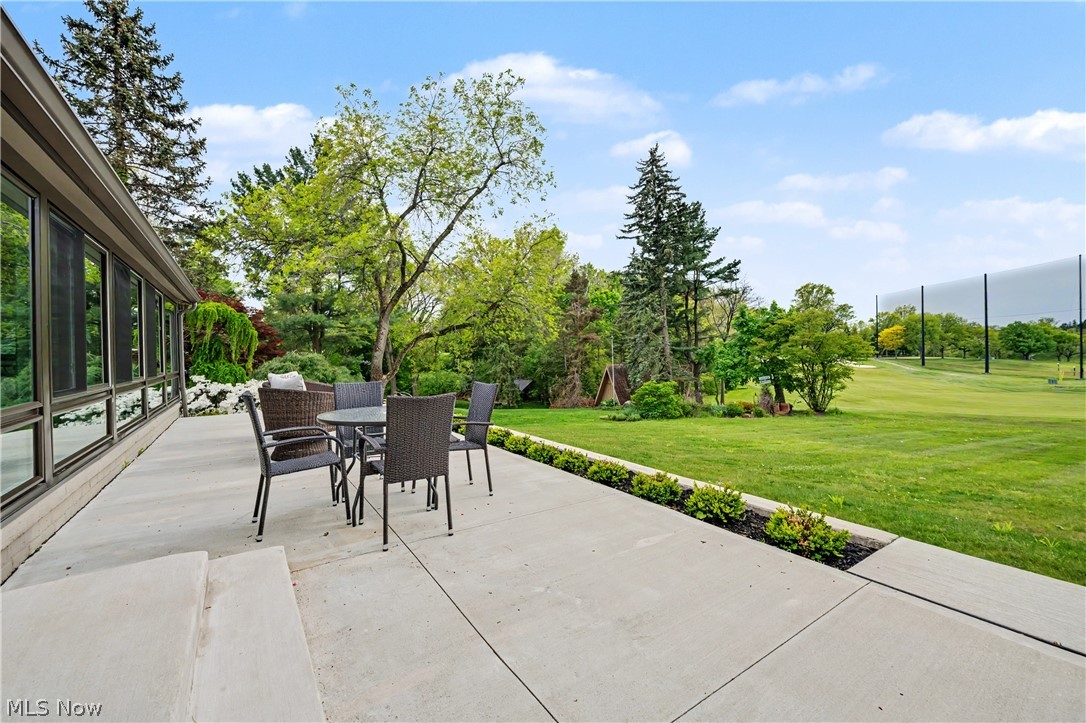 3300 Green Road