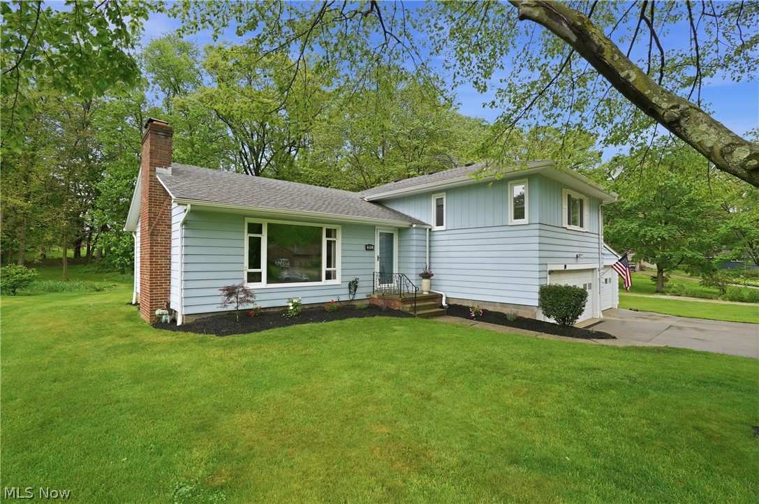 5912 Woodward Drive