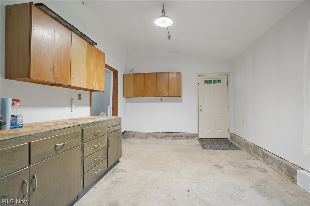 5912 Woodward Drive