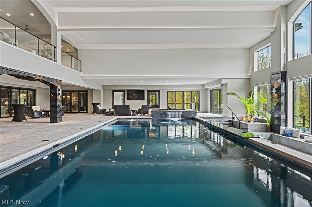 1433 Ridgemont Trail