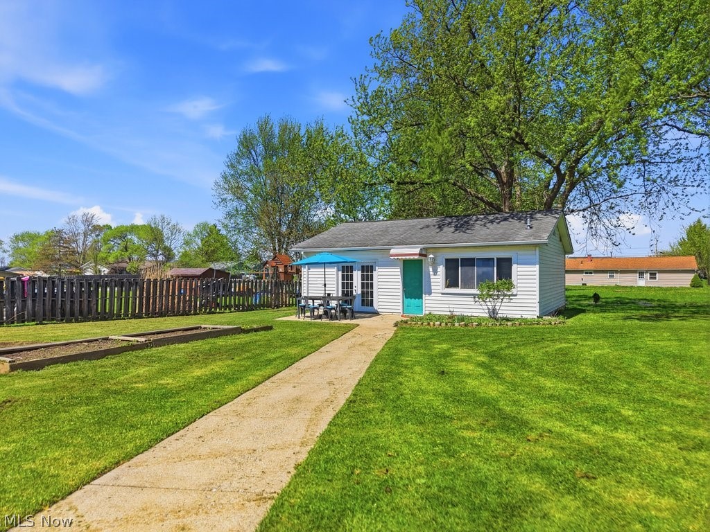 793 David Drive