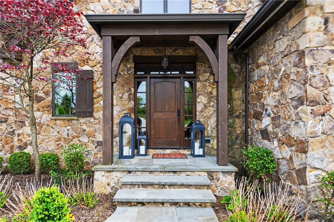 90 Lancaster Court