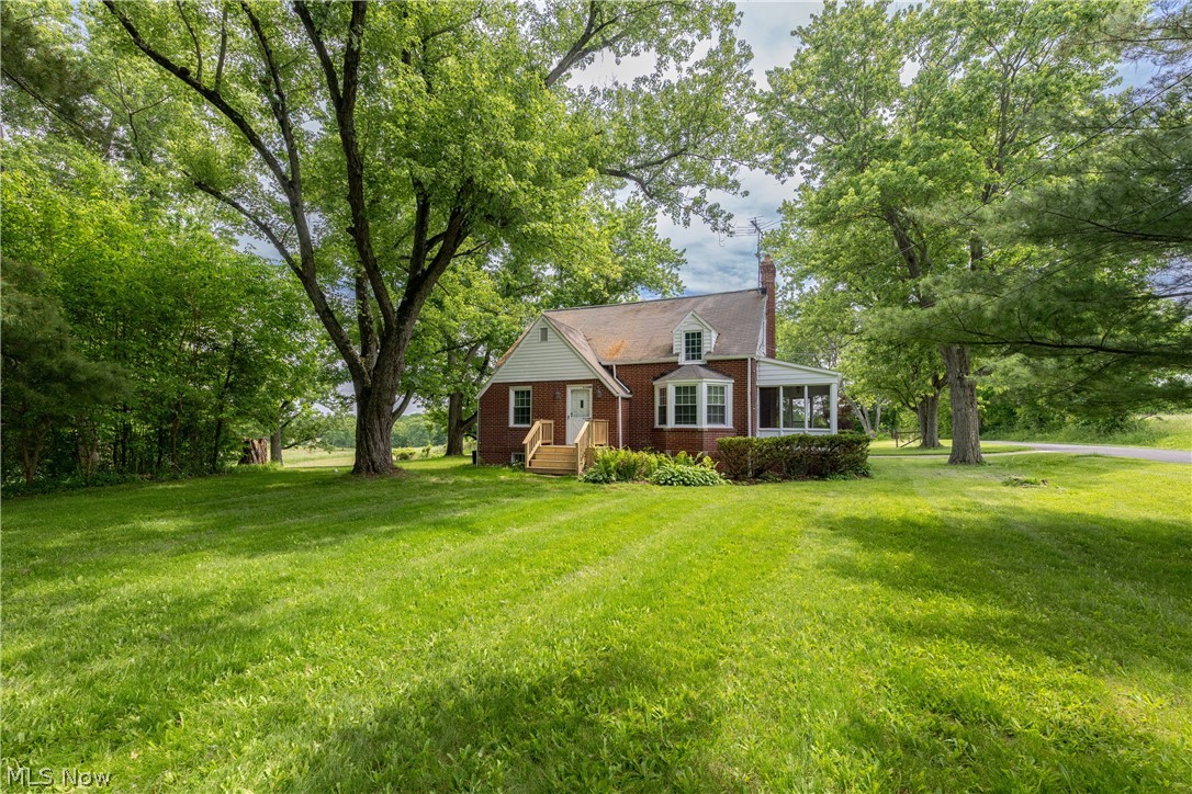 1808 W Comet Road