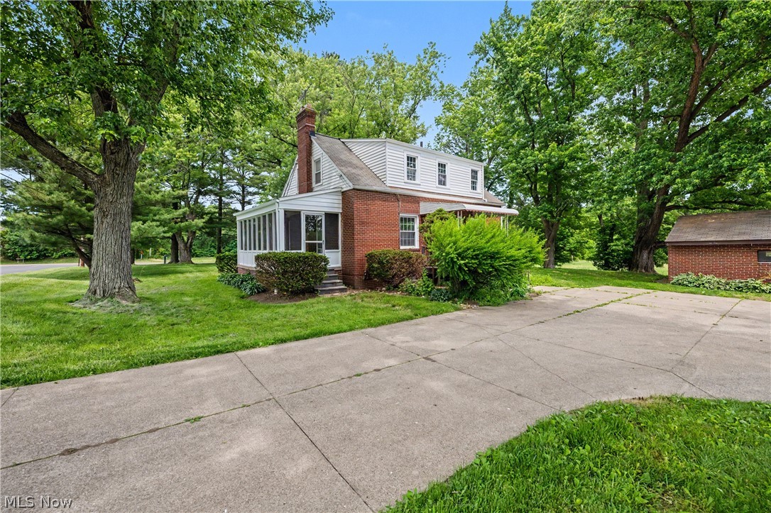 1808 W Comet Road