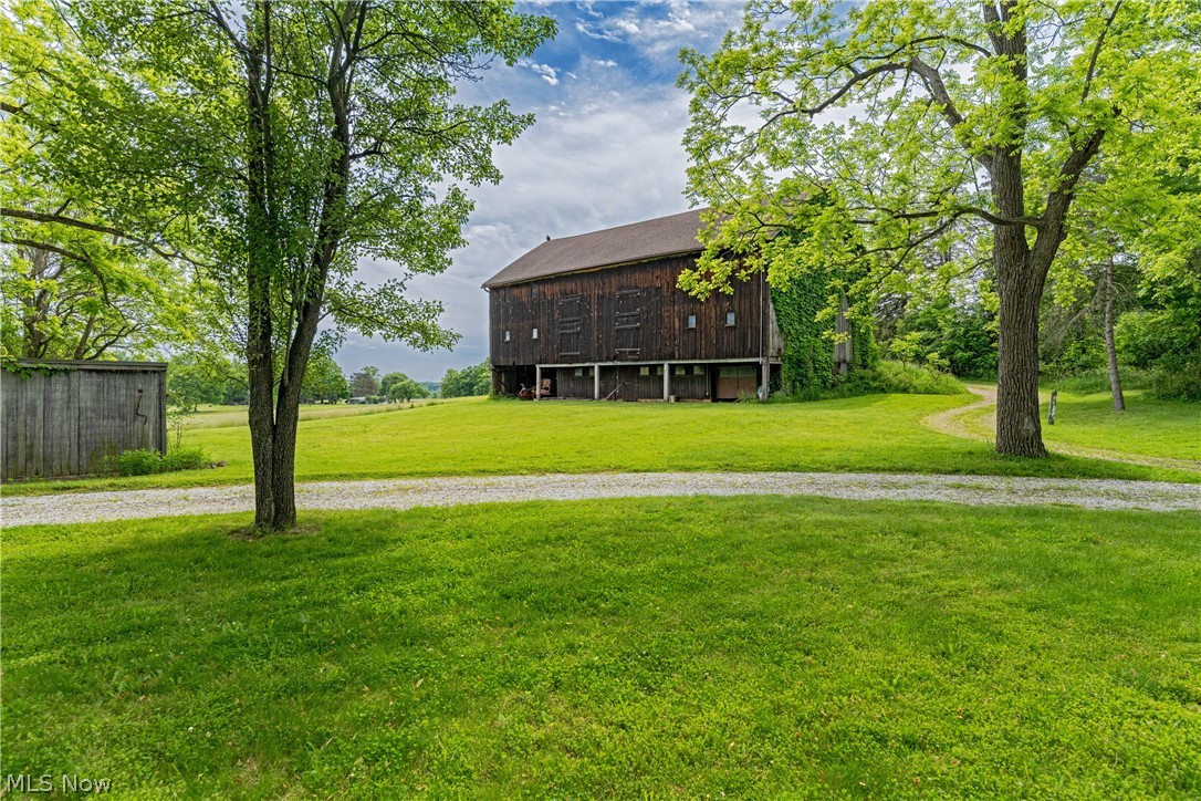 1740 W Comet Road