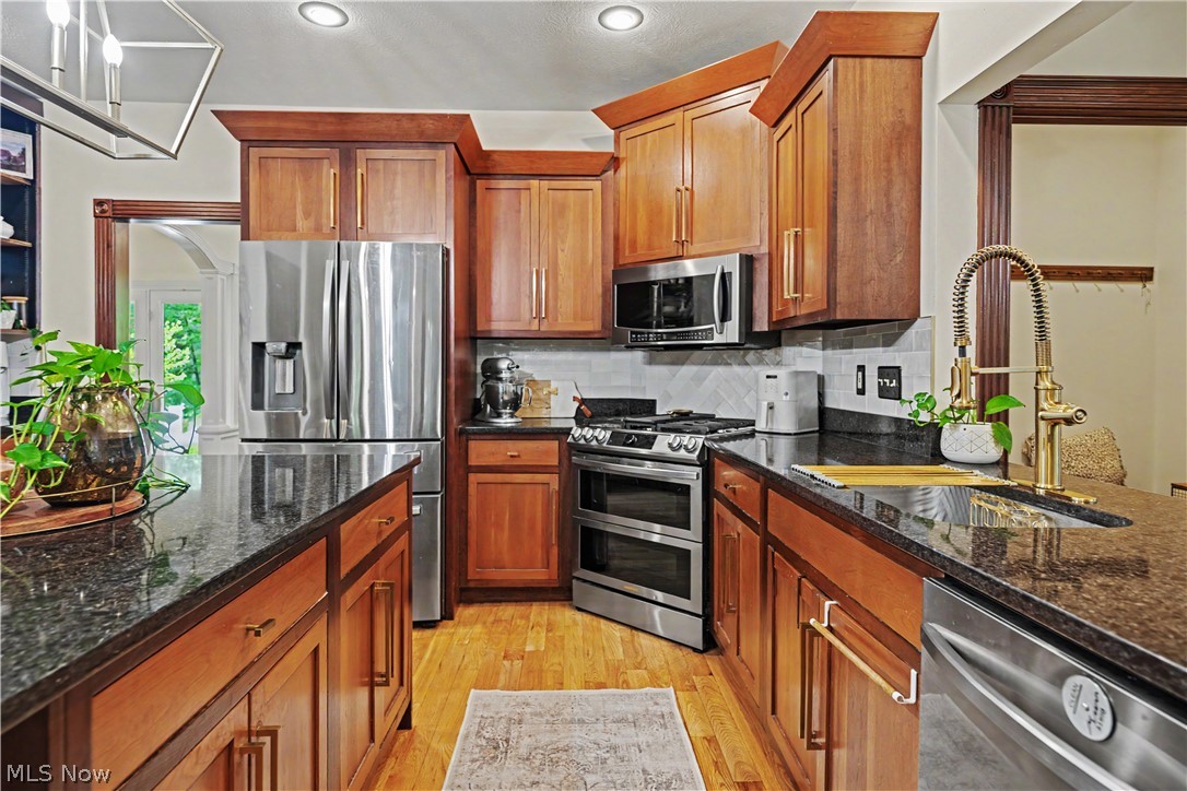 8851 Spring Valley Drive