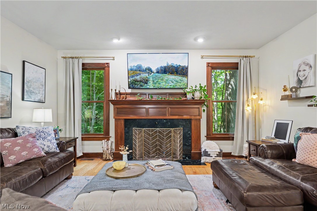 8851 Spring Valley Drive