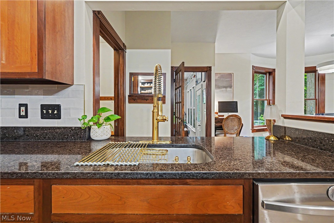 8851 Spring Valley Drive