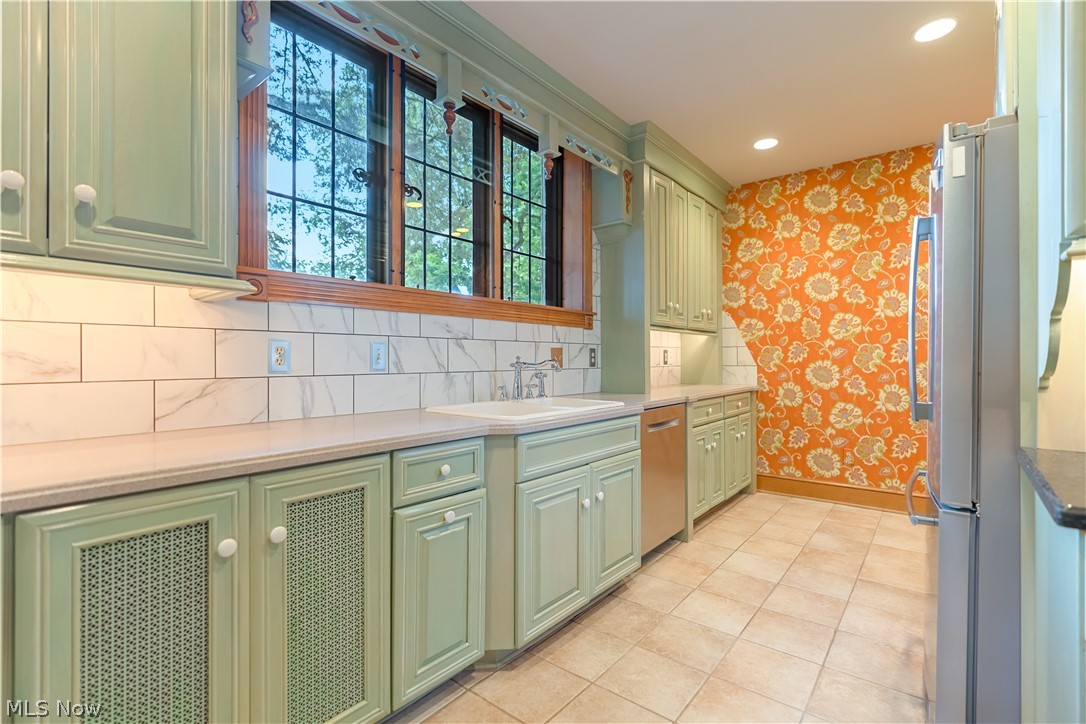 2421 Brentwood Road NW