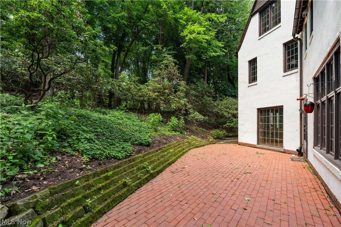 2421 Brentwood Road NW