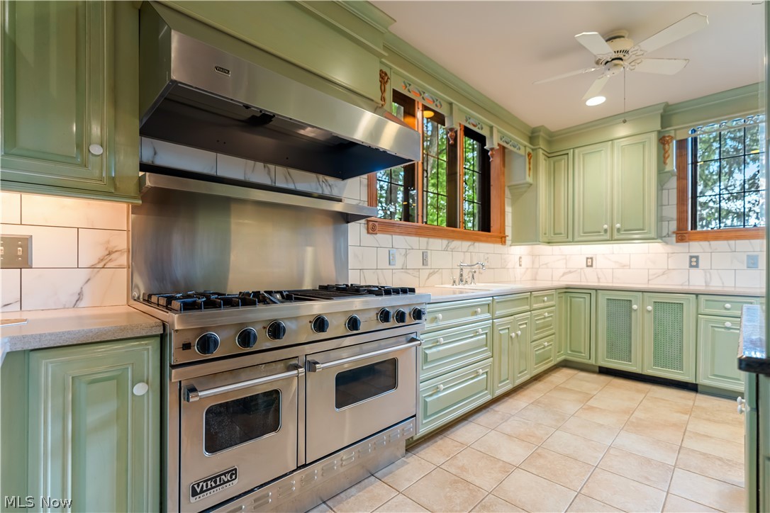 2421 Brentwood Road NW