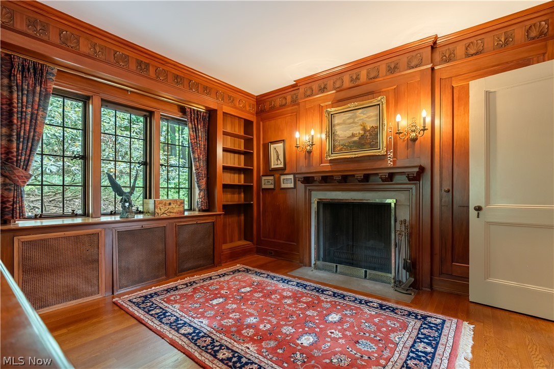 2421 Brentwood Road NW