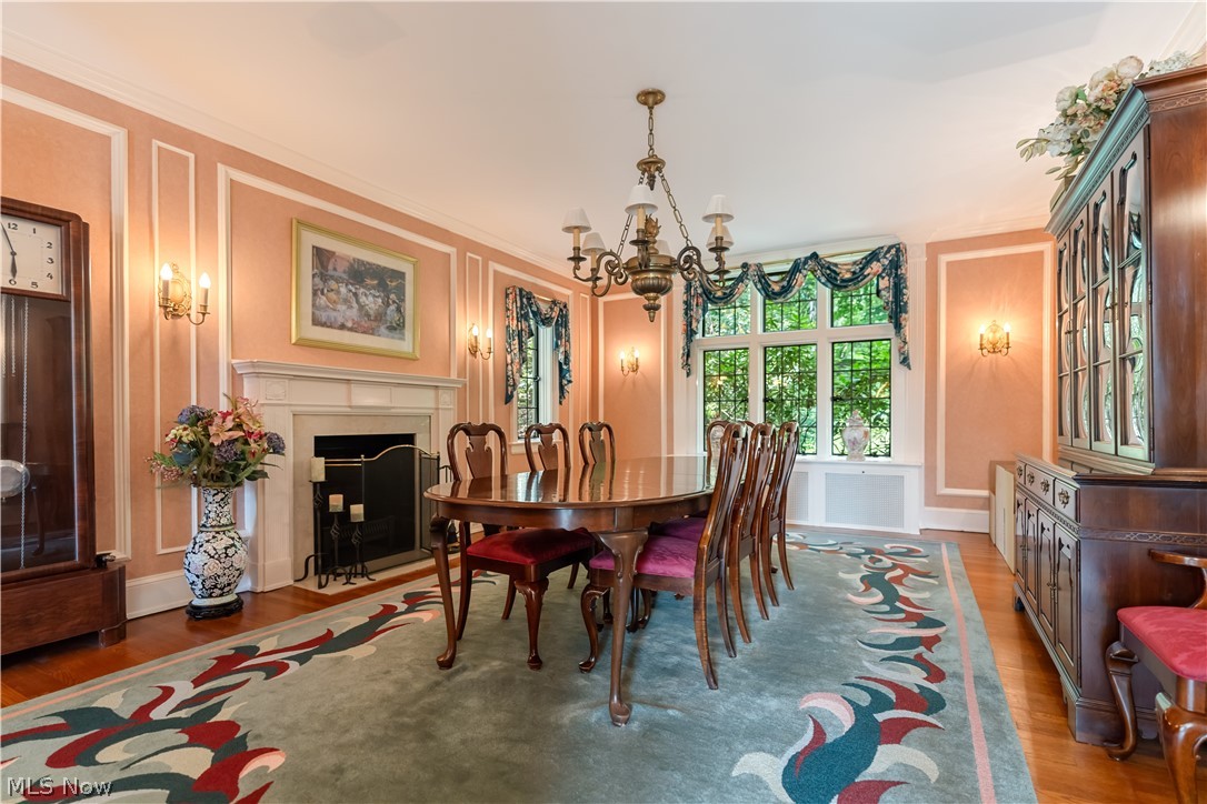 2421 Brentwood Road NW