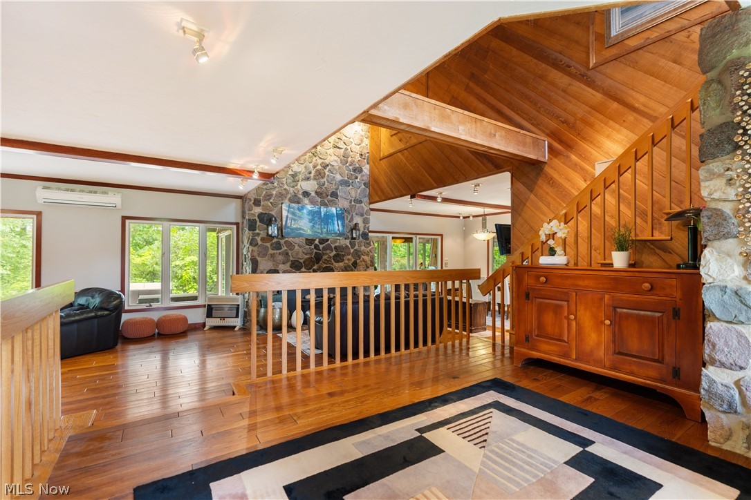 5587 Charleston Road