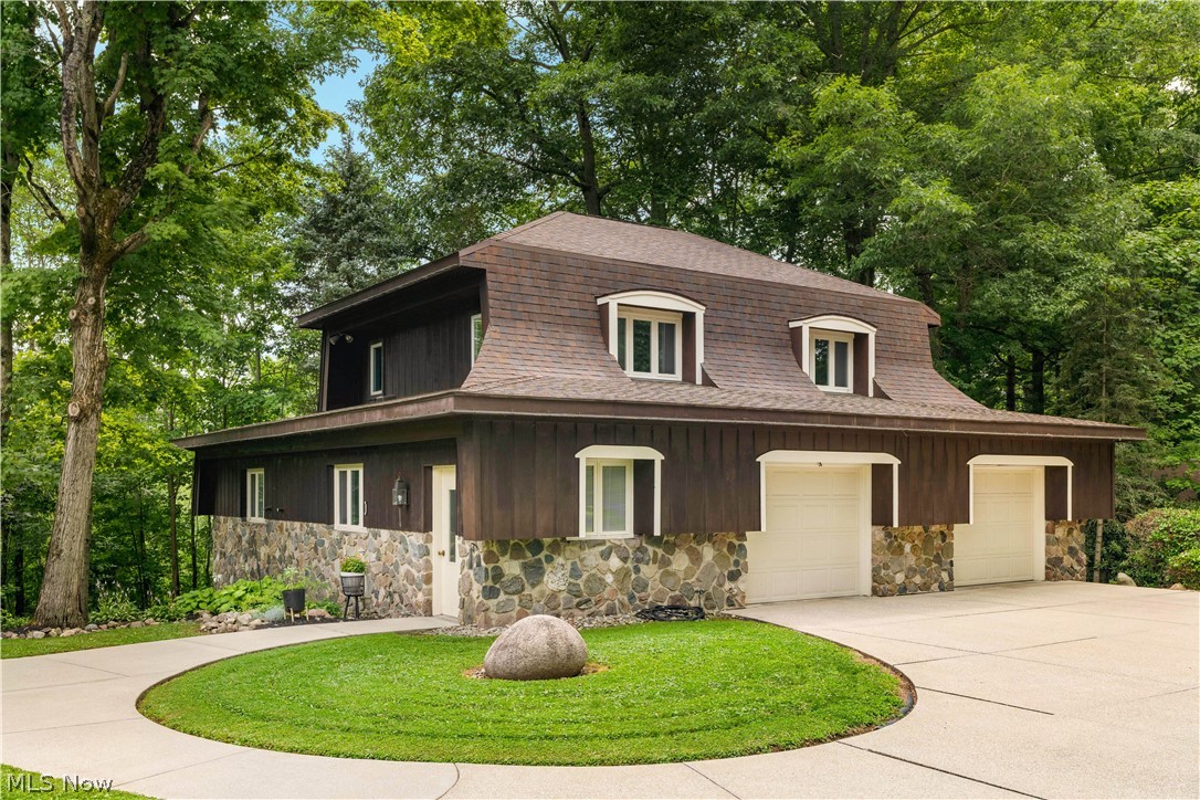 5587 Charleston Road