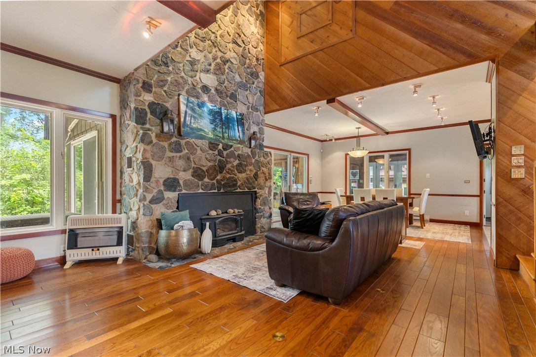 5587 Charleston Road