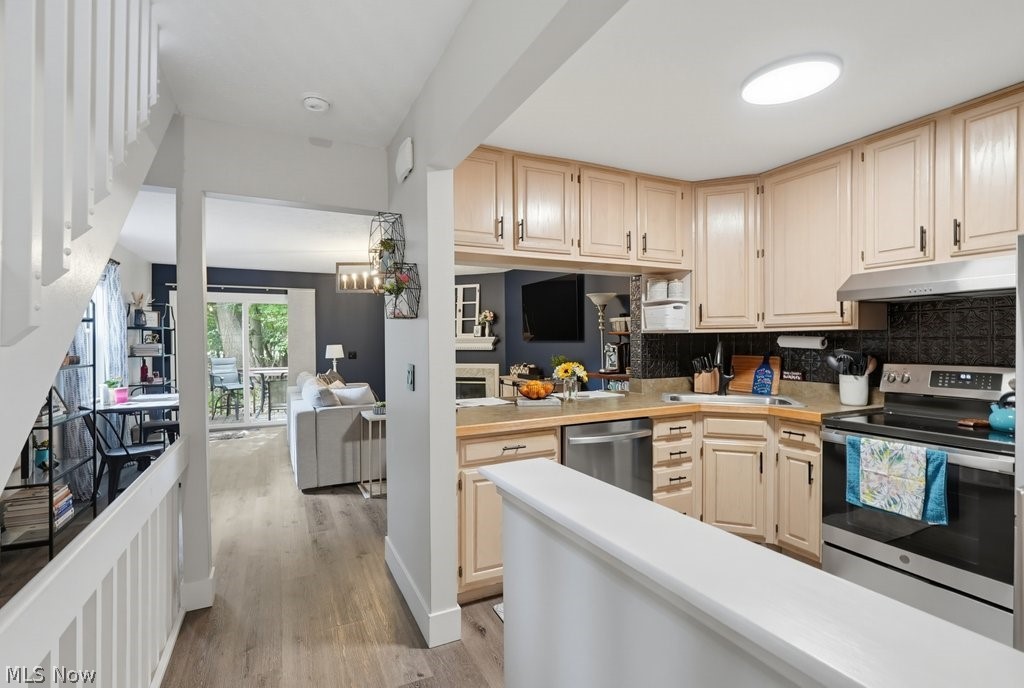 2891 Heatherwood Court