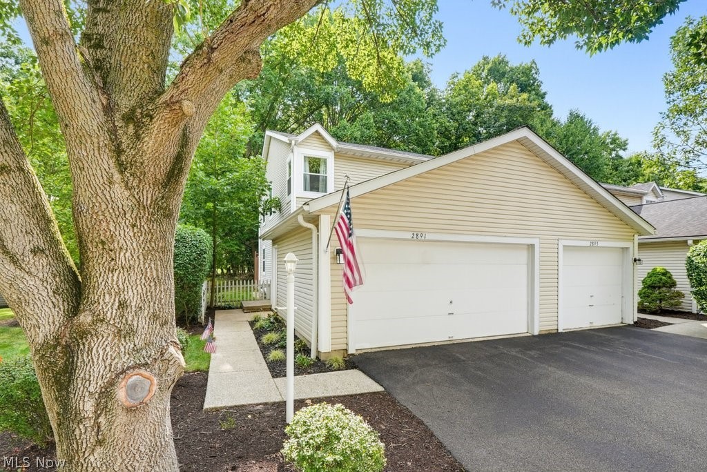 2891 Heatherwood Court