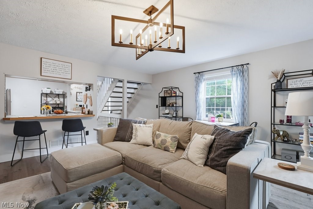 2891 Heatherwood Court