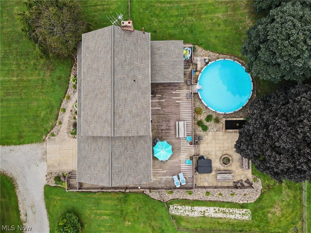 2287 Trares Road