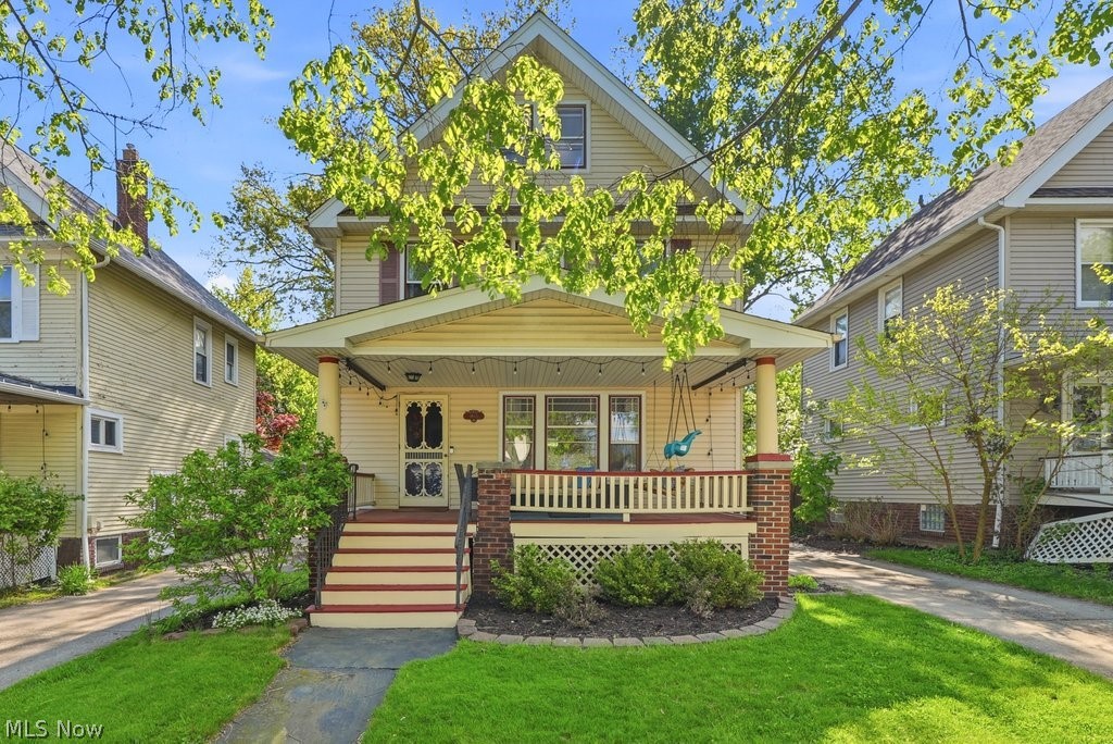 1605 Warren Road