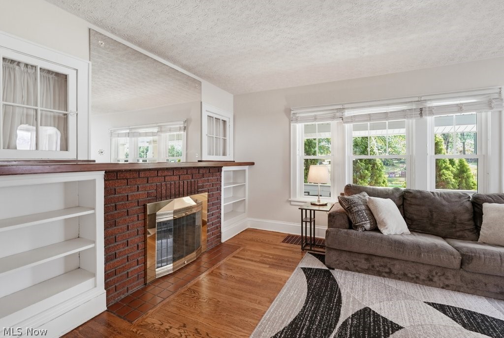 2526 6th Street