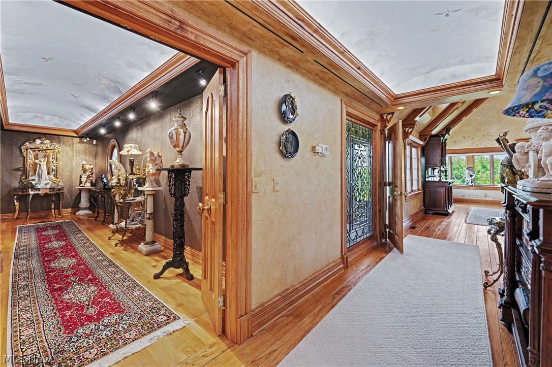 3083 Oxbow Road