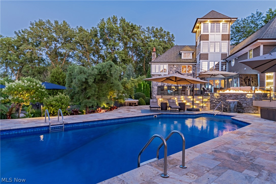 3083 Oxbow Road