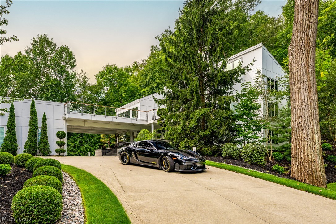 3660 Chagrin River Road