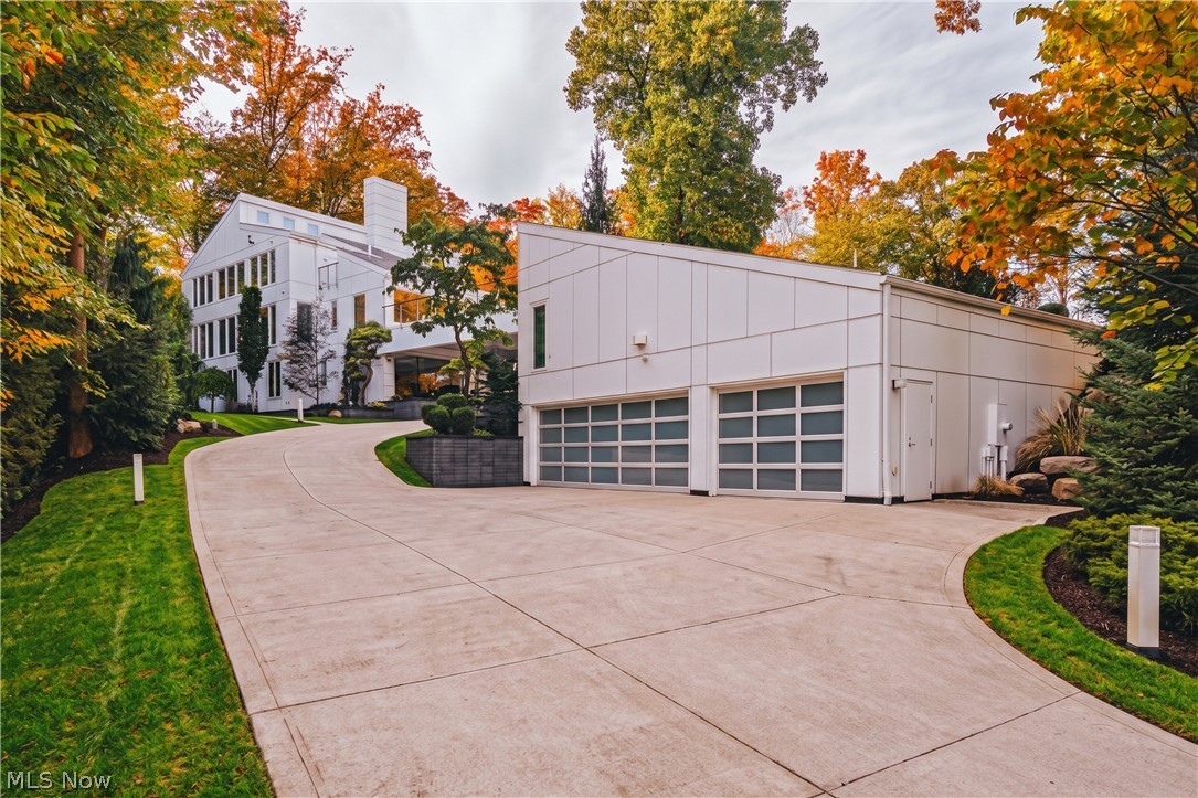 3660 Chagrin River Road